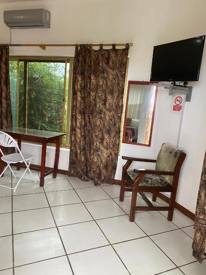 Laparadiseinn Accra Extérieur photo